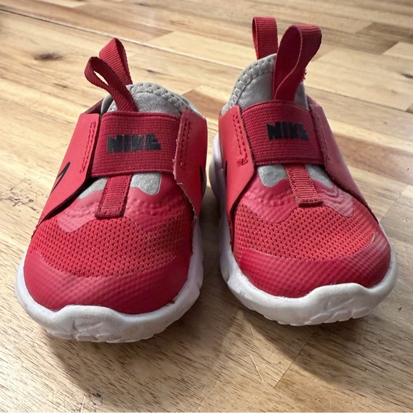 Nike Flex Runner 2 Toddler Sneakers – University Red/Black – Size 5C - Picture 4 of 8